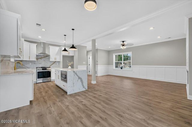 2105 1st Avenue, Toms River, NJ 08753
