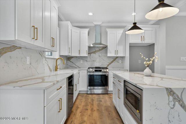 2105 1st Avenue, Toms River, NJ 08753