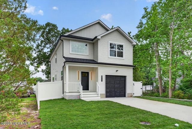 2105 1st Avenue, Toms River, NJ 08753