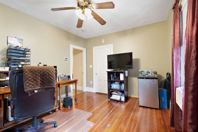 14 Wareham, Medford, MA 02155