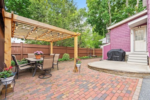 14 Wareham, Medford, MA 02155