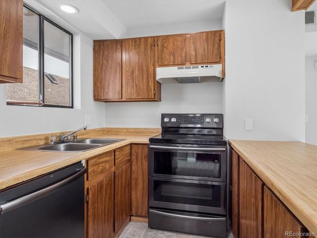 5250 S Huron Way 2-310, Littleton, CO 80120