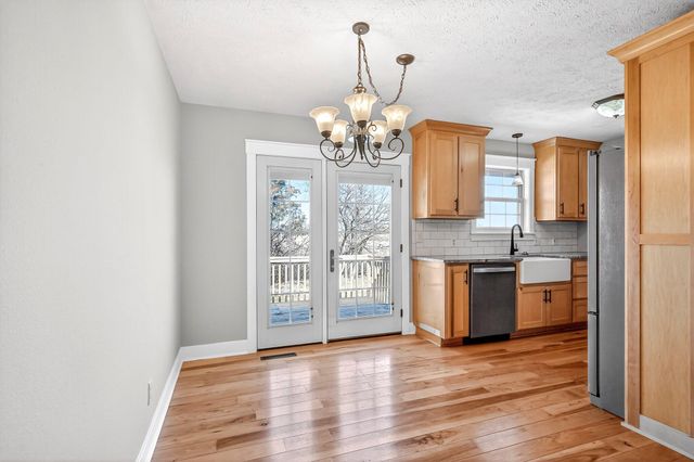 6307 W Cottonwood Road, Springfield, MO 65802