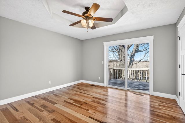 6307 W Cottonwood Road, Springfield, MO 65802