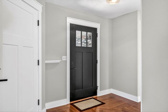 6307 W Cottonwood Road, Springfield, MO 65802