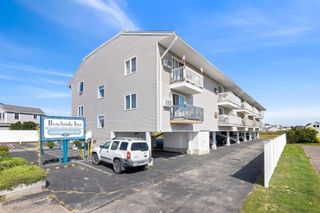 550 Winnacunnet Rd # 319, Hampton, NH 03842