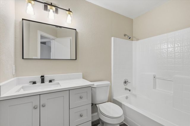 1220 Cedarcrest Drive, Mesquite, TX 75149