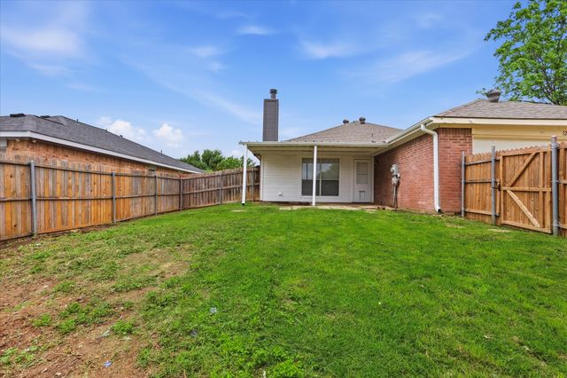 1220 Cedarcrest Drive, Mesquite, TX 75149