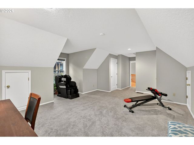 3009 Sw DICKINSON St, Portland, OR 97219