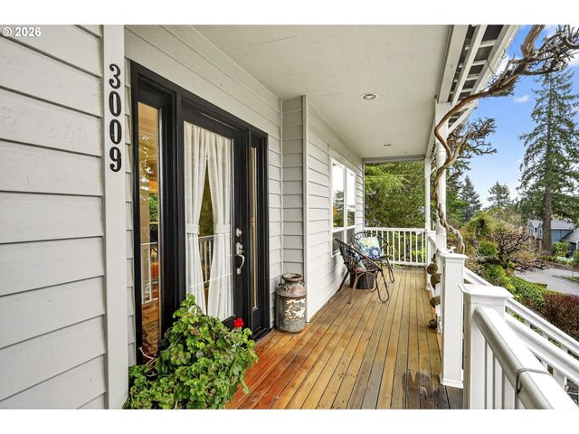 3009 Sw DICKINSON St, Portland, OR 97219