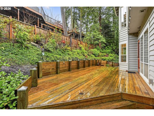 3009 Sw DICKINSON St, Portland, OR 97219