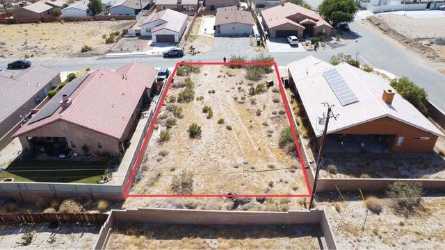 16 Hermano Way, Desert Hot Springs, CA 92240