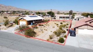 16 Hermano Way, Desert Hot Springs, CA 92240