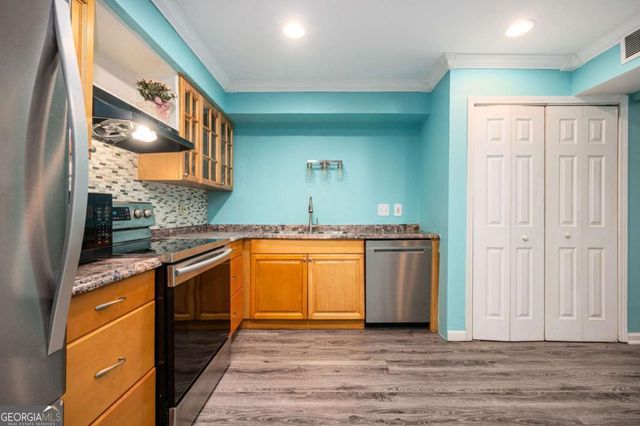 6520 Roswell Road 23, Atlanta, GA 30328