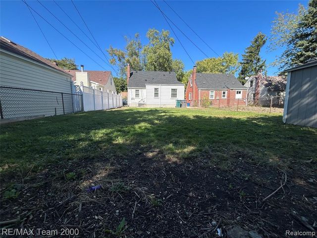 24321 Boston Street, Dearborn, MI 48124