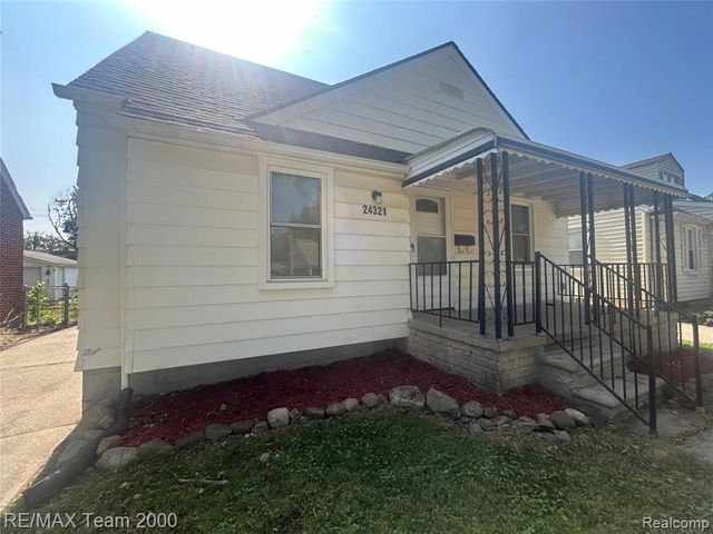 24321 Boston Street, Dearborn, MI 48124