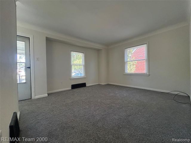 24321 Boston Street, Dearborn, MI 48124