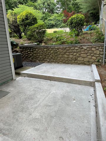 162 Spring Road, Huntington, NY 11743