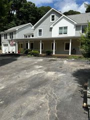 162 Spring Road, Huntington, NY 11743