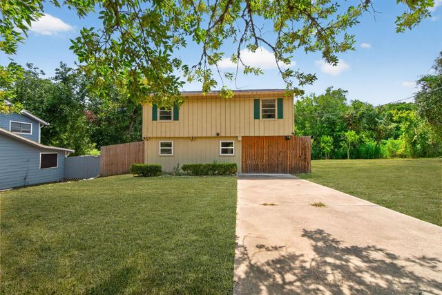 190 White Oak Circle, Point Blank, TX 77364