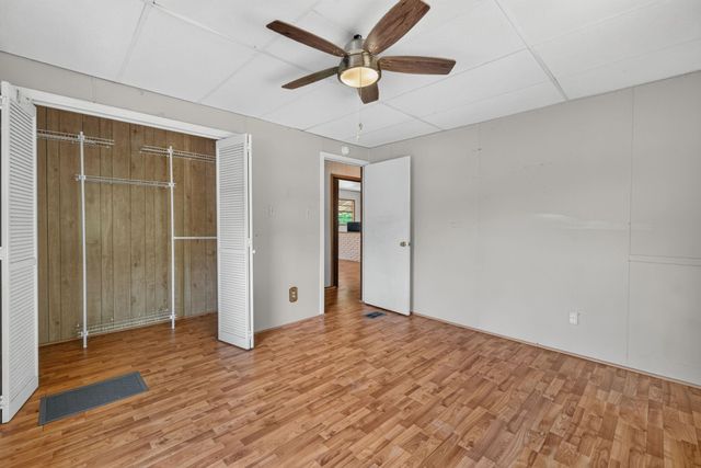 190 White Oak Circle, Point Blank, TX 77364