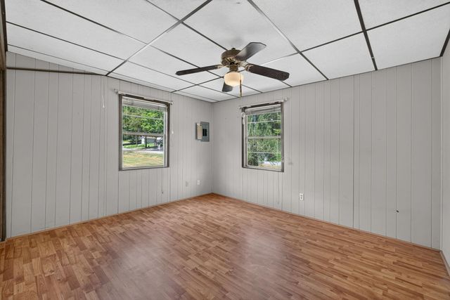 190 White Oak Circle, Point Blank, TX 77364