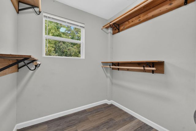 190 White Oak Circle, Point Blank, TX 77364
