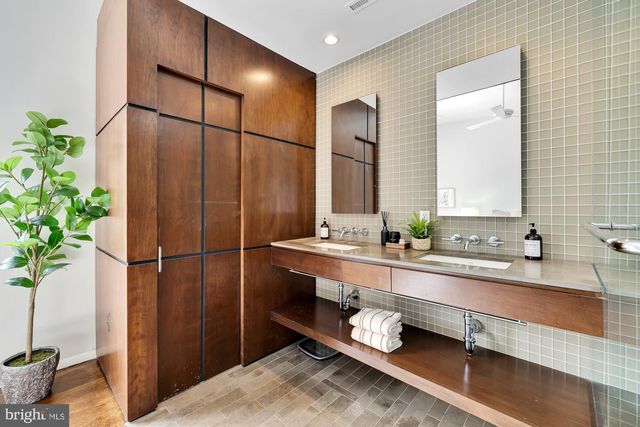 4114 ARKANSAS AVE NW, Washington, DC 20011