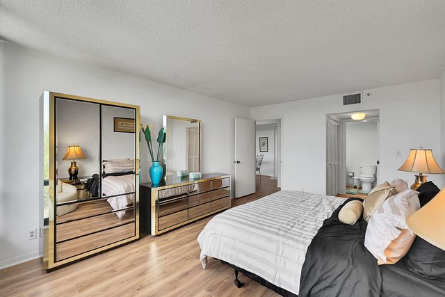 7835 Lakeside Boulevard 953, Boca Raton, FL 33434