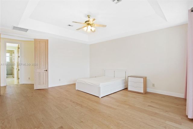 10091 NW 7th St, Plantation, FL 33324