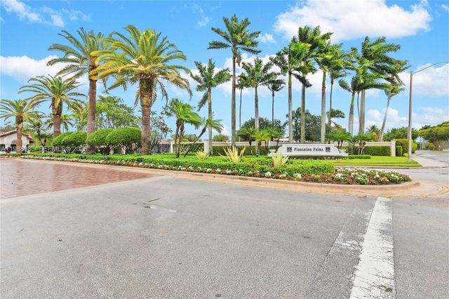 10091 NW 7th St, Plantation, FL 33324