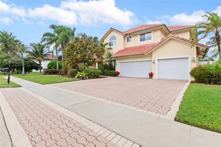 10091 NW 7th St, Plantation, FL 33324
