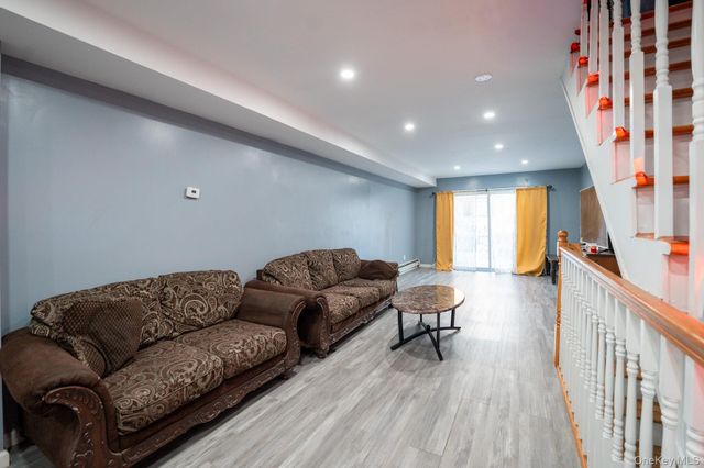 23 Yucca Drive, Staten Island, NY 10312