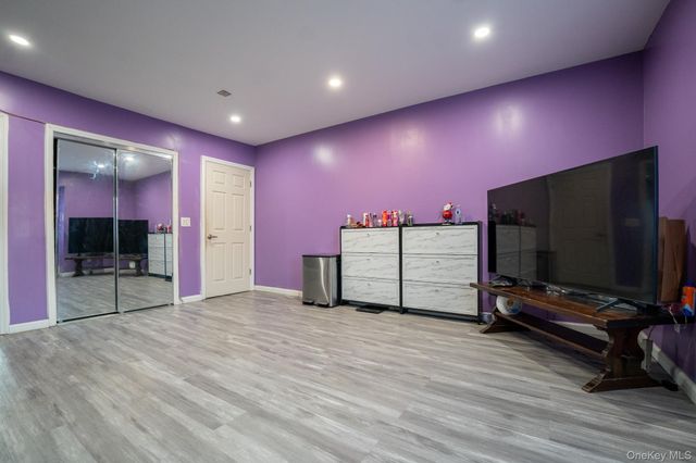 23 Yucca Drive, Staten Island, NY 10312