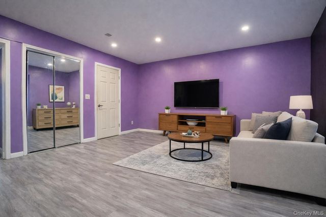 23 Yucca Drive, Staten Island, NY 10312