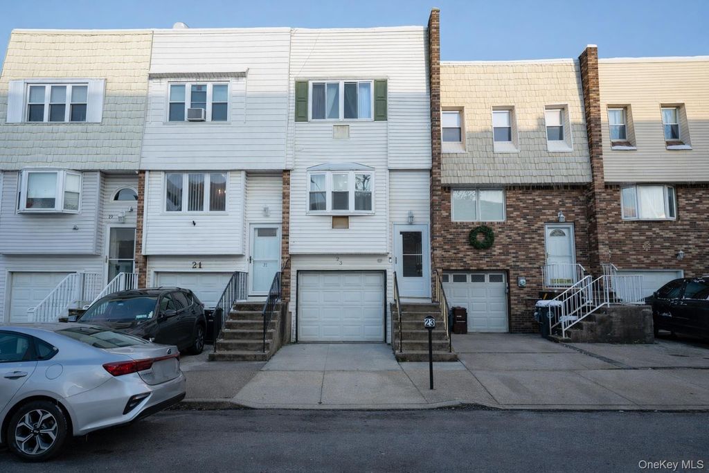 23 Yucca Drive, Staten Island, NY 10312