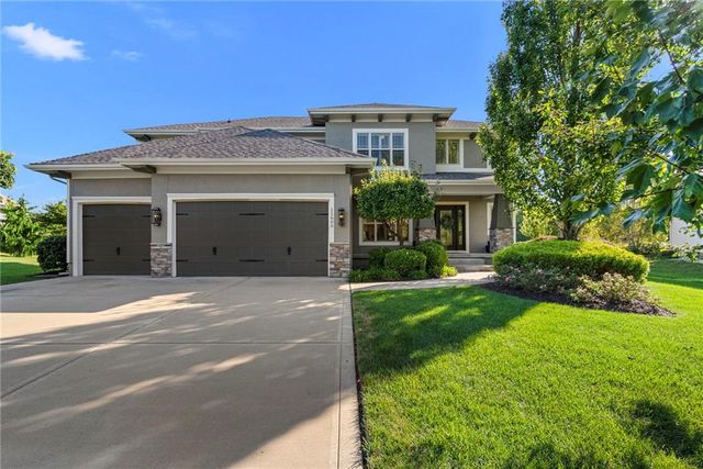 11609 W 154TH Street, Overland Park, KS 66221