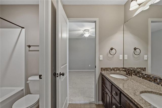 11609 W 154TH Street, Overland Park, KS 66221