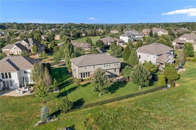 11609 W 154TH Street, Overland Park, KS 66221