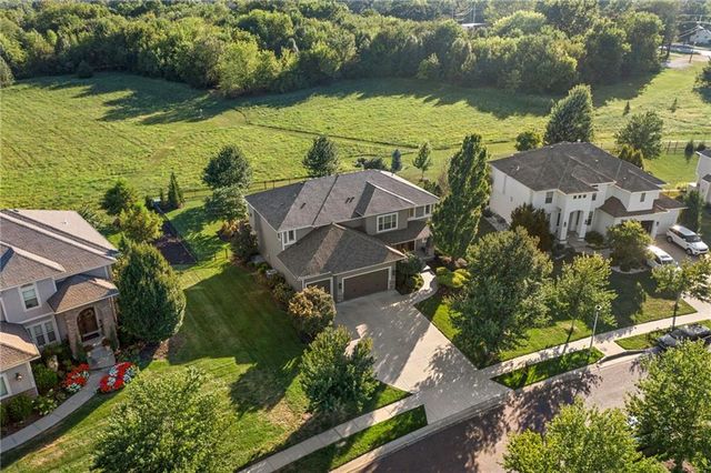 11609 W 154TH Street, Overland Park, KS 66221