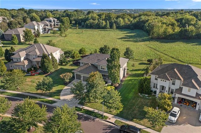 11609 W 154TH Street, Overland Park, KS 66221