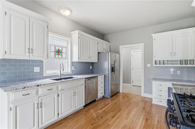 11236 N Randolph Avenue, Kansas City, MO 64157