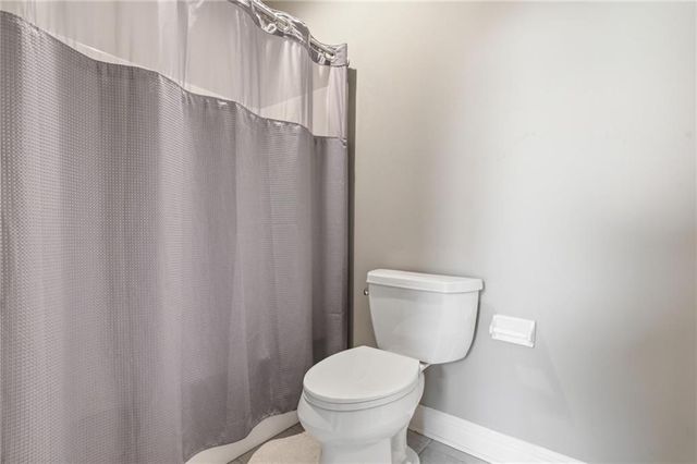 11236 N Randolph Avenue, Kansas City, MO 64157