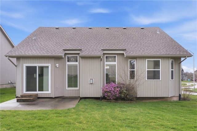 11236 N Randolph Avenue, Kansas City, MO 64157