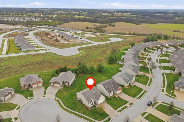 11236 N Randolph Avenue, Kansas City, MO 64157