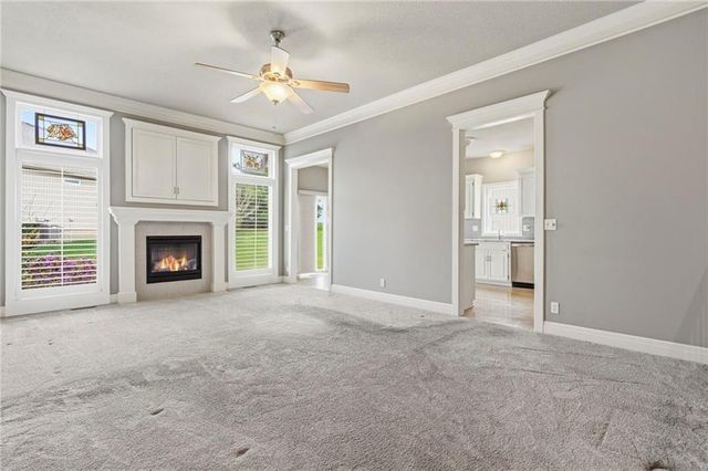 11236 N Randolph Avenue, Kansas City, MO 64157