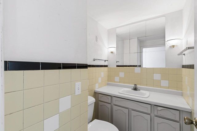 1079 Koshkonong Road, Cambridge, WI 53523