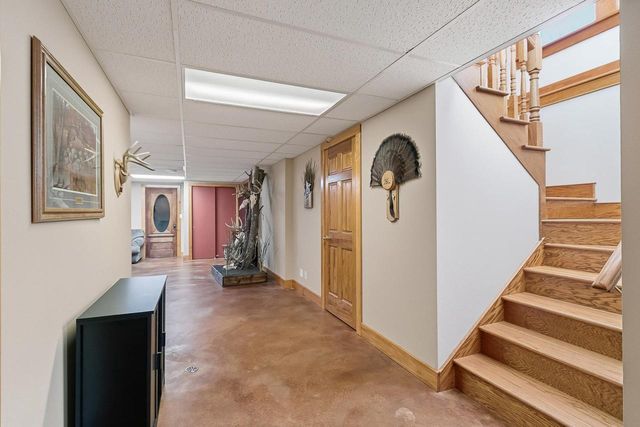 1079 Koshkonong Road, Cambridge, WI 53523