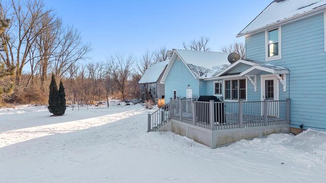 1079 Koshkonong Road, Cambridge, WI 53523