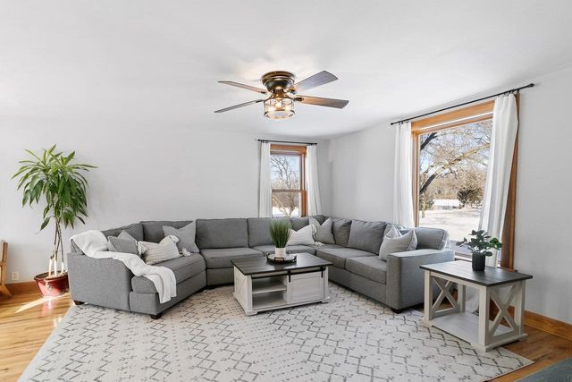 1079 Koshkonong Road, Cambridge, WI 53523